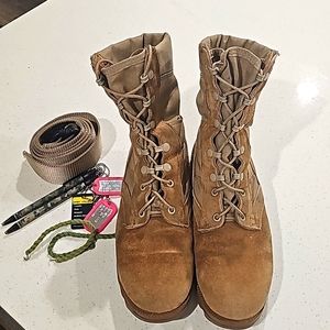 US Military Issue Hot Weather Army Combat Boots (Color: Coyote)